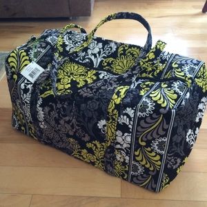 Vera Bradley large duffel