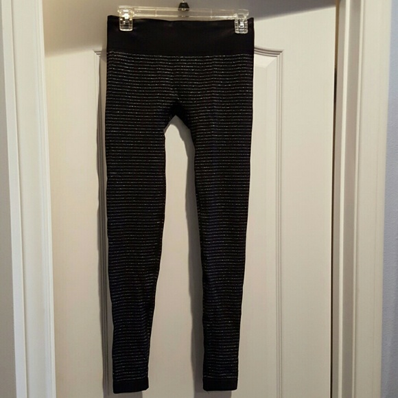 Exercise leggings or tights