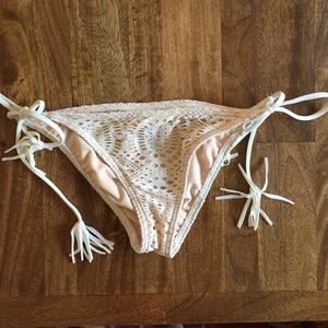 Billabong bikini bottom