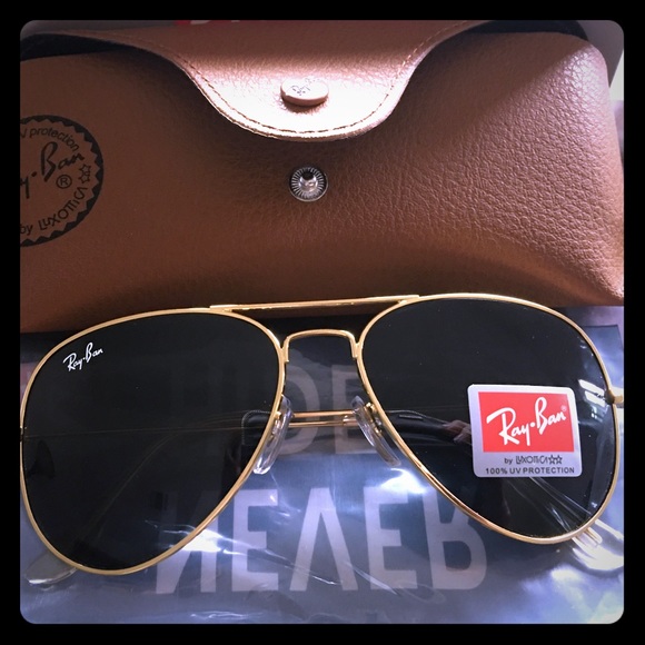 RayBan unisex gold framed aviator sun glasses