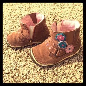 Toddler Stride Rite Boots-in great condition