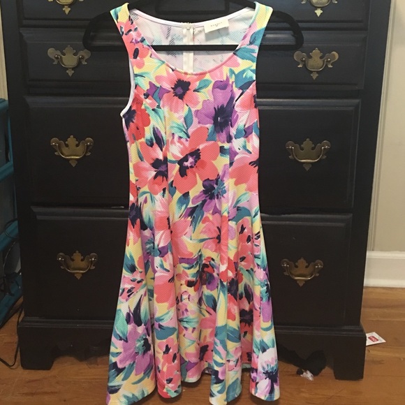 Everly floral dress, size M