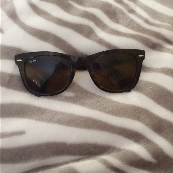 Folding WAYFARER **RB4105 710 3N
