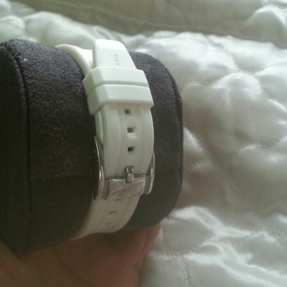 Fossil Pearl White watch - Picture 2 of 4