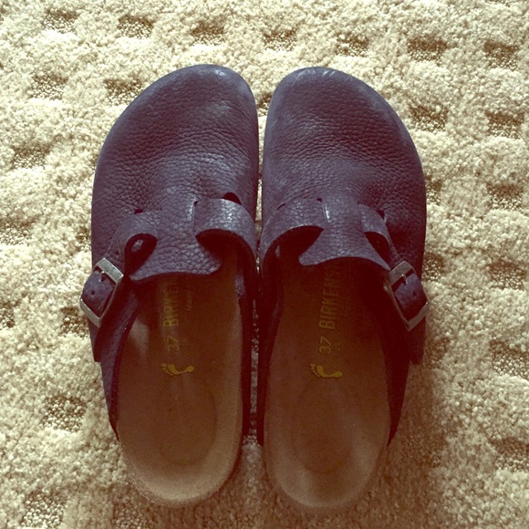 New black Birkenstocks