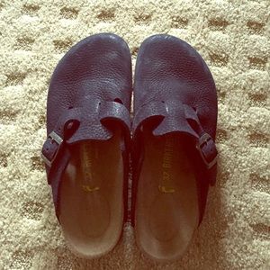 New black Birkenstocks