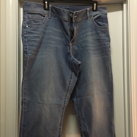 Lane Bryant Cuffed Capri