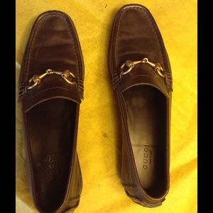 Authentic Gucci shoes leather Moving Sale Firm