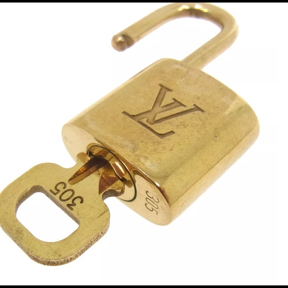 ONLY 1 SET left !!!  Authentic Louis Vuitton LOCK - Picture 3 of 4