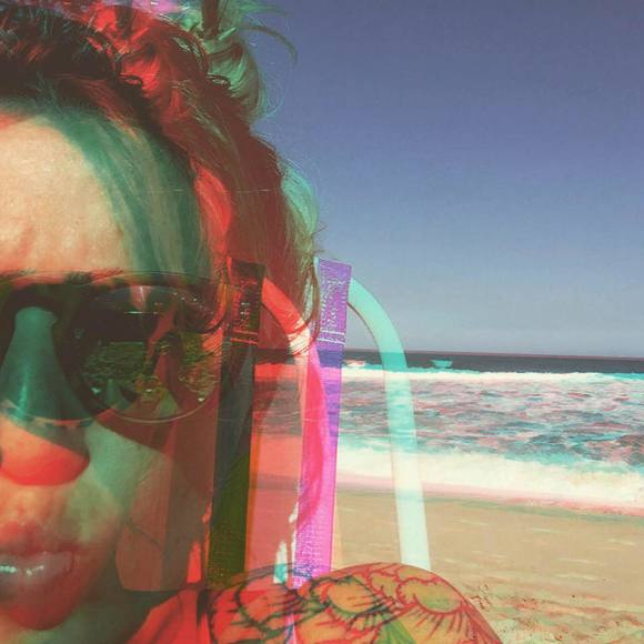 Meet your Posher, Amanda - Picture 1 of 1