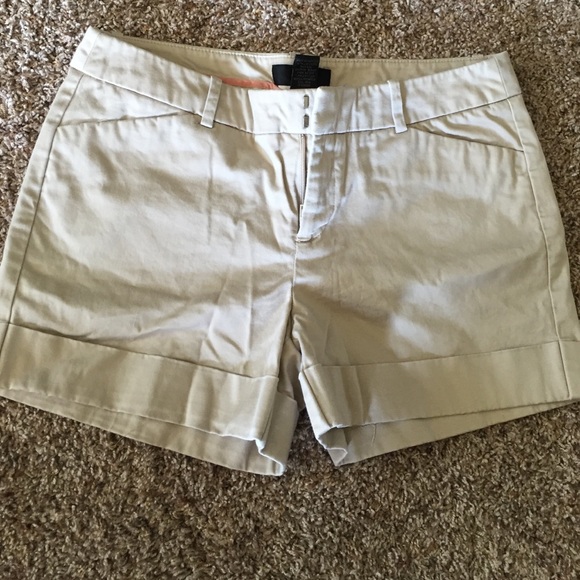 Light Khaki Shorts