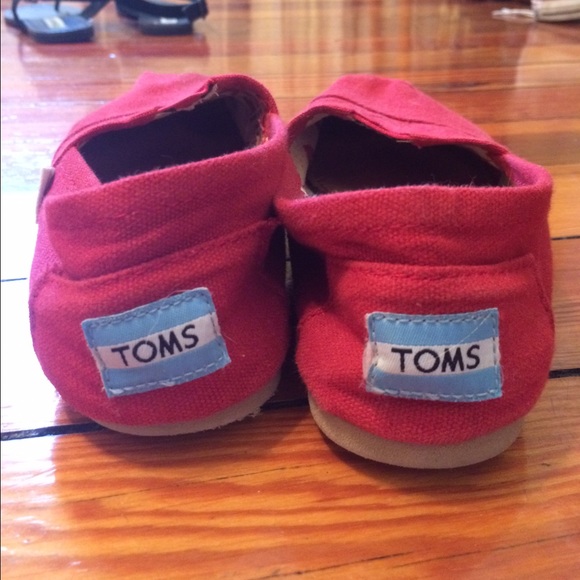 Red toms size 5.5 US