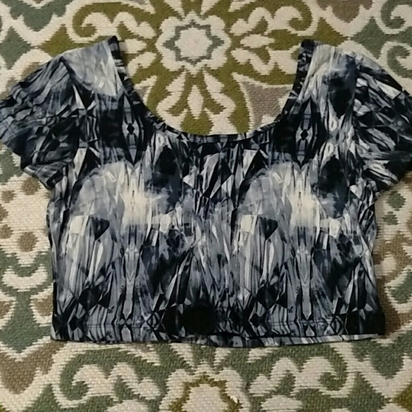 Diamond crop top
