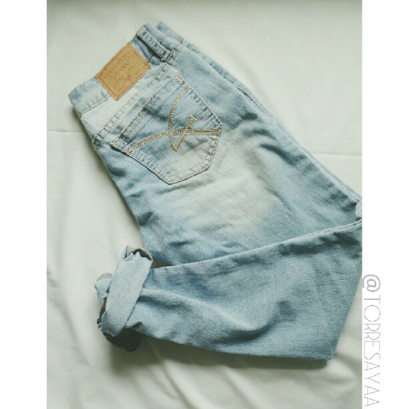 Light Wash Distressed Jeans
