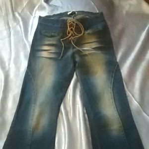 🌸Forever21🌸 Super Cute Lace-Up Jeans✌