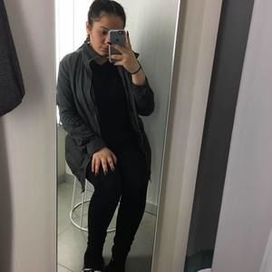 Meet your Posher, Kenia