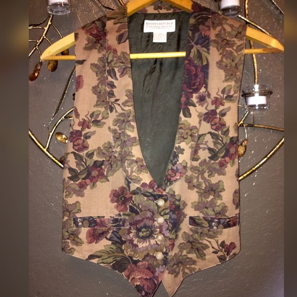 Banana republic vintage floral vest