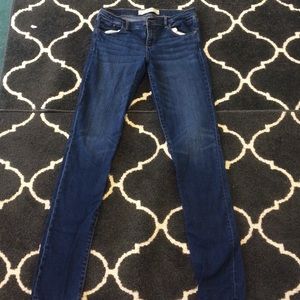 Abercrombie and Fitch size 6 Long Jeans!