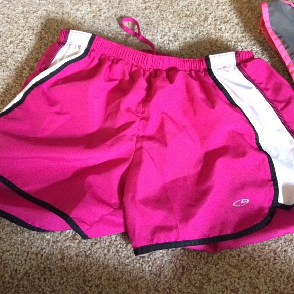 SOLD!!!3 Pairs of Running shorts good condition - Picture 3 of 4