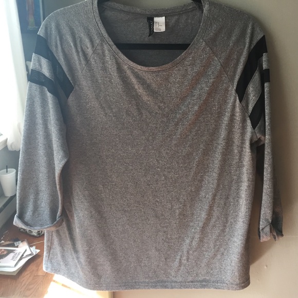 Gray 3/4 sleeve w/t black mesh top