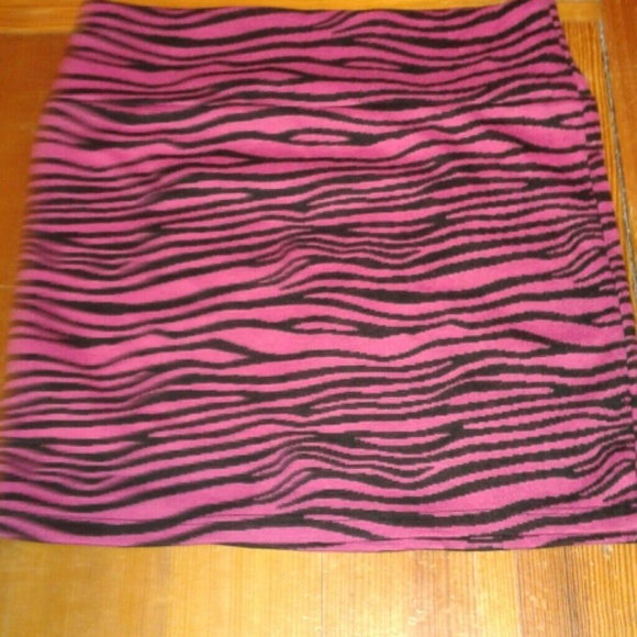 Zebra pencil skirt