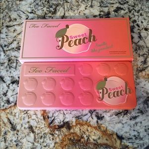 Too Faced Sweet Peach Palette