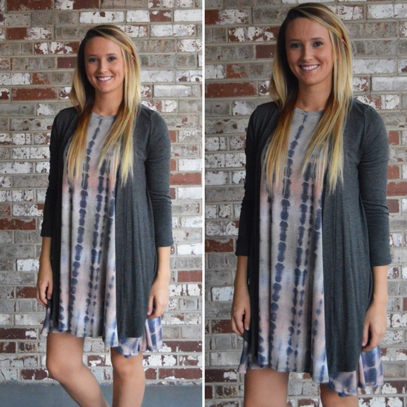 🚨ONE LEFT🚨Not Your Mama's 60's Dress - Picture 3 of 4