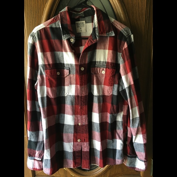 Mossimo Black, White, & Red Flannel Button Down