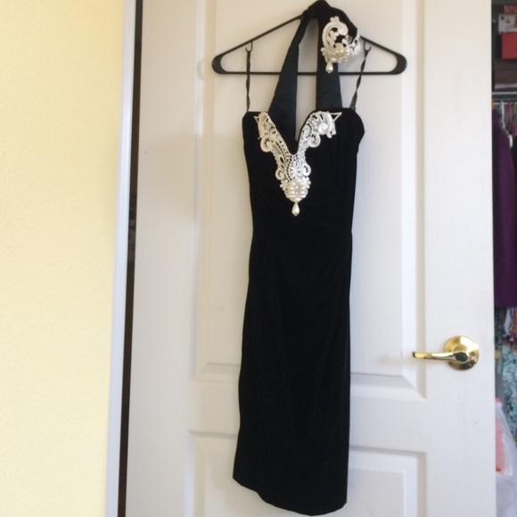 Classy vintage velvet dress