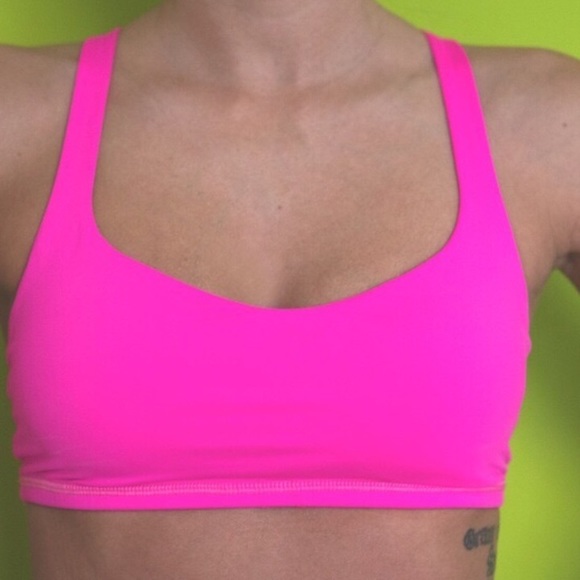 Lululemon Free to be bra