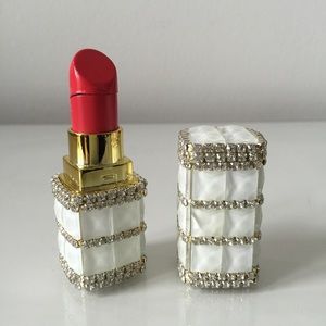 Crystal glass lipstick lighter