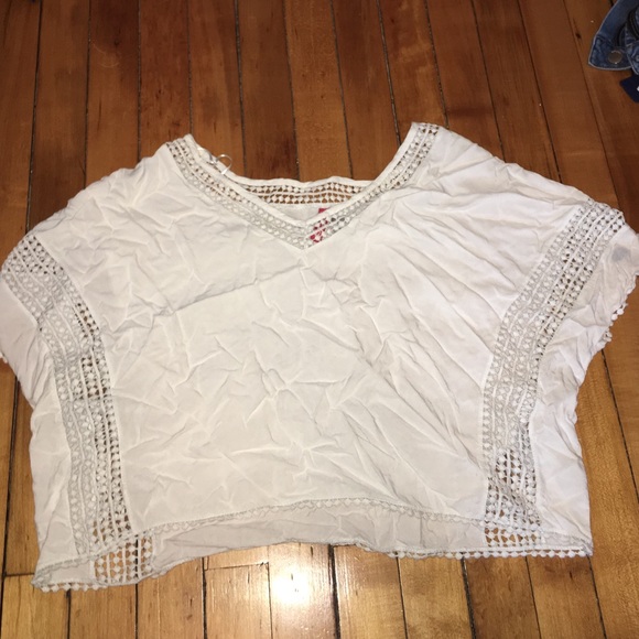 crop top - Picture 1 of 1
