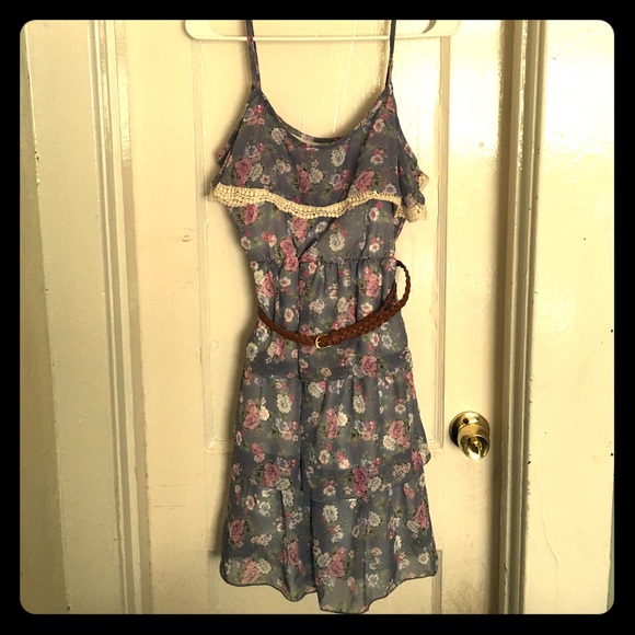 Dress with belt