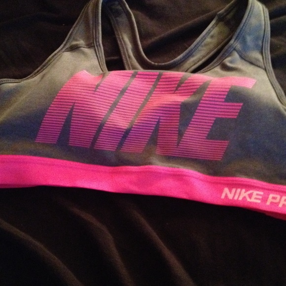 Nike sports bra