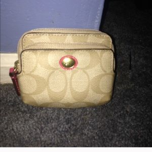 Coach small change purse- STILL AVAILABLE