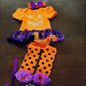 Baby girl pumpkin onside tutu set