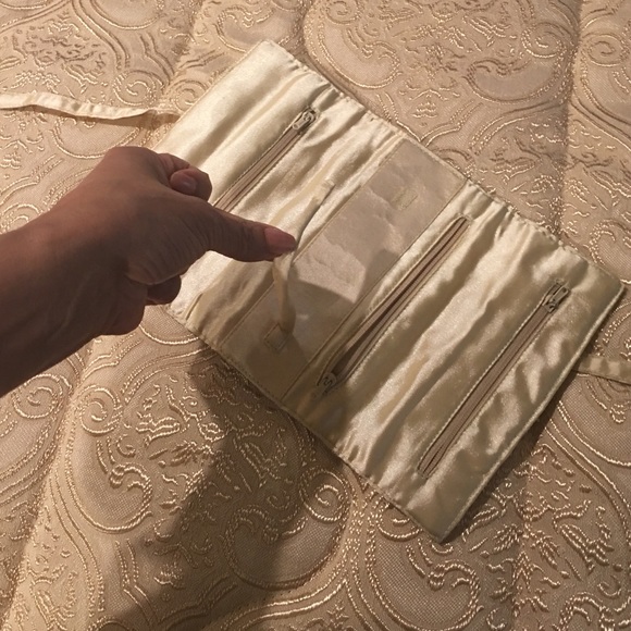 Jewlery Pouch beaded & sequined for traveling - Picture 4 of 4