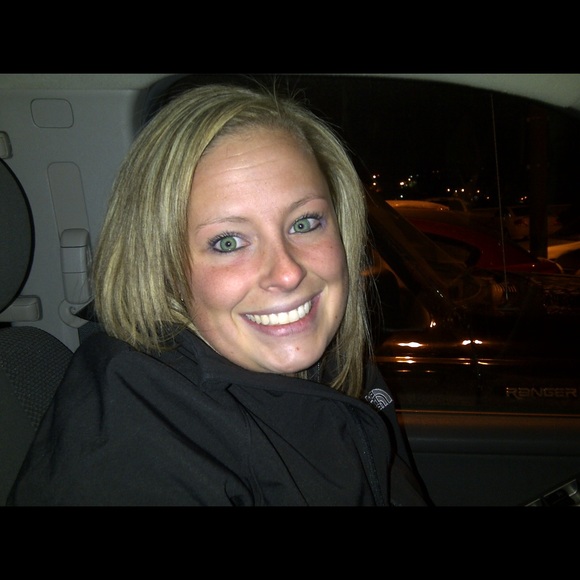 Meet your Posher, K - Picture 3 of 3