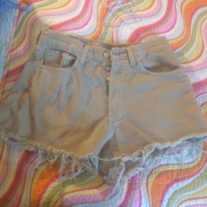 Beige High Waisted Levi Shorts