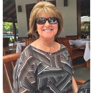 Meet your Posher, Sharon