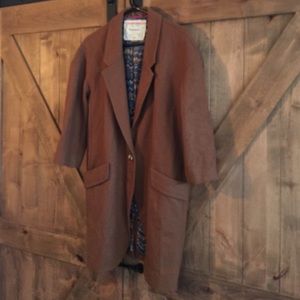 Brown 1/2 length sleeve coat
