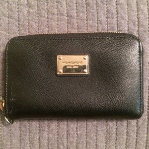 Michael Kors Black Pebble Leathet Wallet