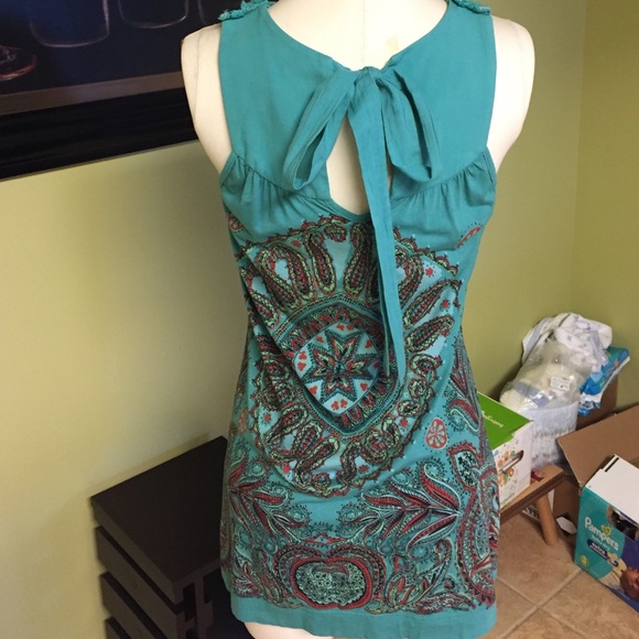 Tank top - Picture 3 of 4