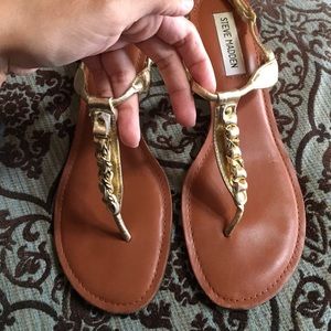 Steve Madden Gold Wedge Sandals 7