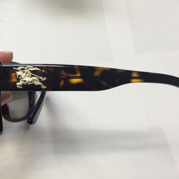 Burberry Sunglasses - Picture 2 of 4