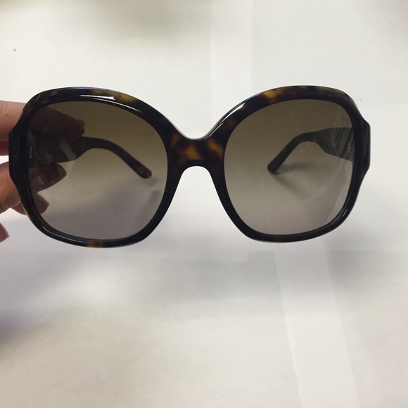 Burberry Sunglasses - Picture 4 of 4