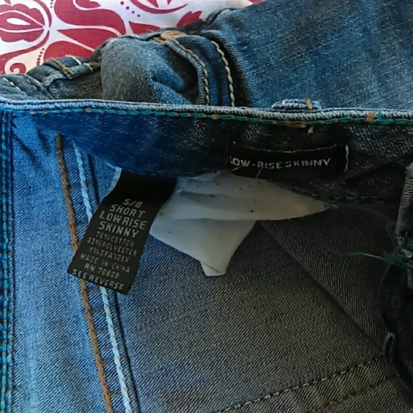 Rue 21 low rise Skinny jeans - Picture 3 of 4