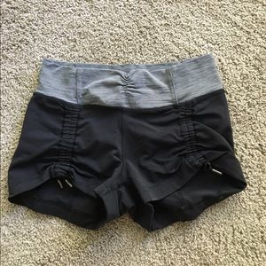 Lululemon boogie shorts