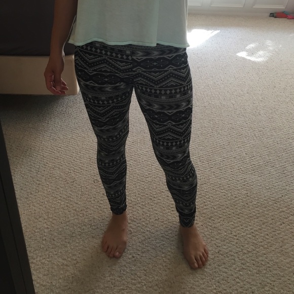 Yoga pant! - Picture 3 of 4