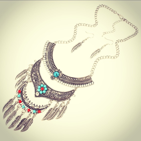 Bohemian Vintage Statement Necklace Set